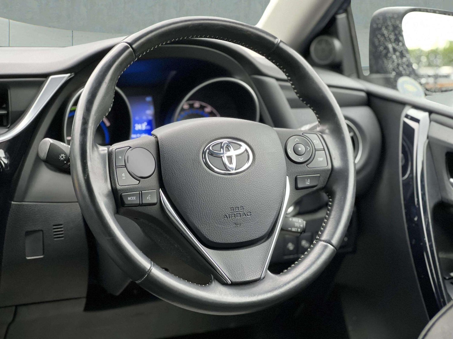 Used Toyota Auris 2017 for sale - 76598487: Photo 44