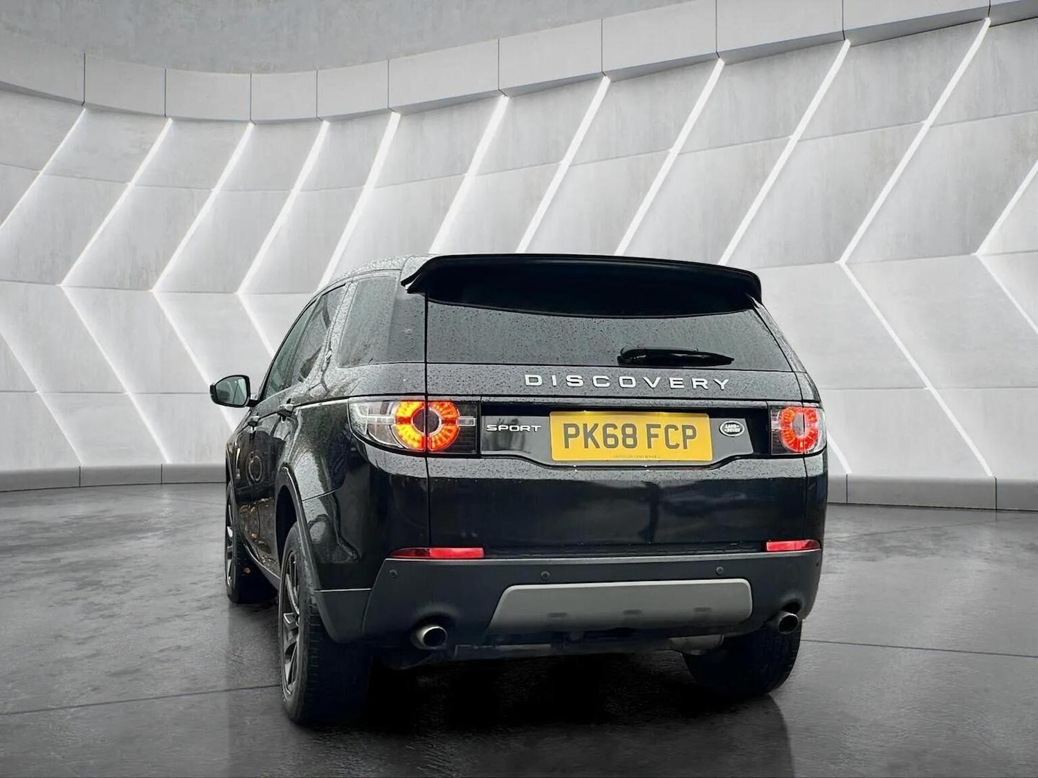 Used Land Rover Discovery Sport 2018 for sale - 76566631: Photo 11