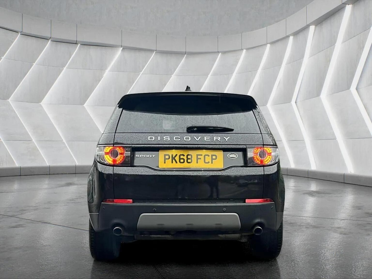 Used Land Rover Discovery Sport 2018 for sale - 76566631: Photo 12