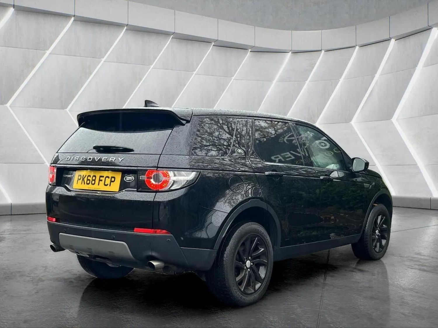 Used Land Rover Discovery Sport 2018 for sale - 76566631: Photo 15