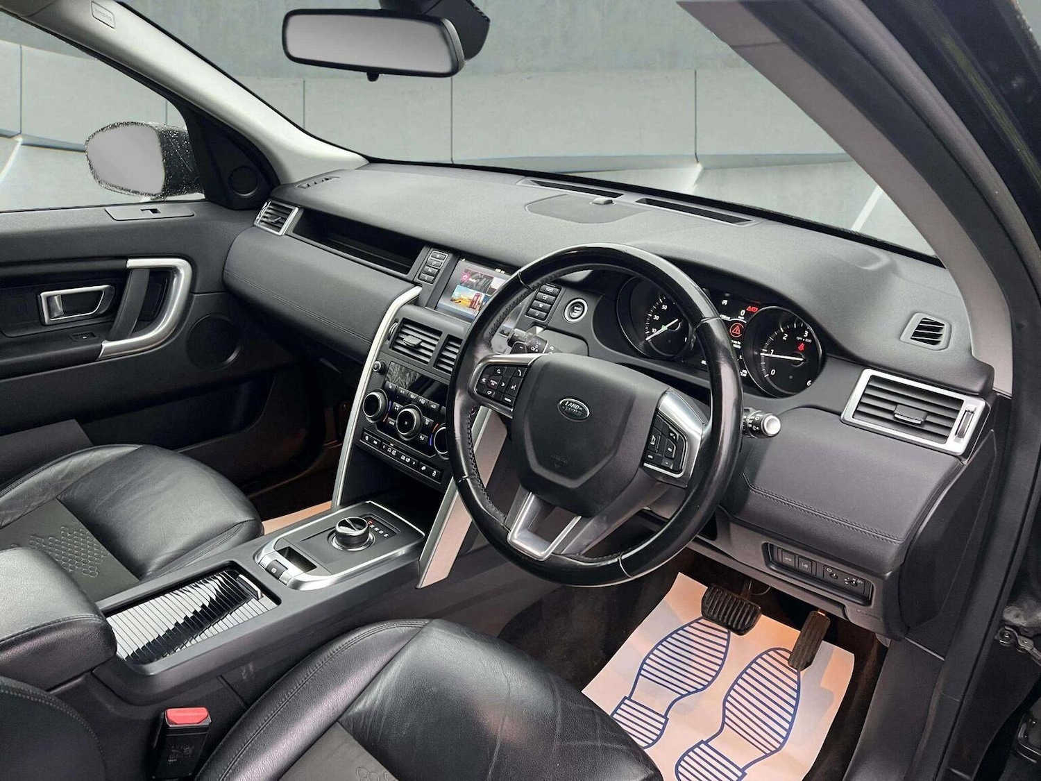 Used Land Rover Discovery Sport 2018 for sale - 76566631: Photo 22