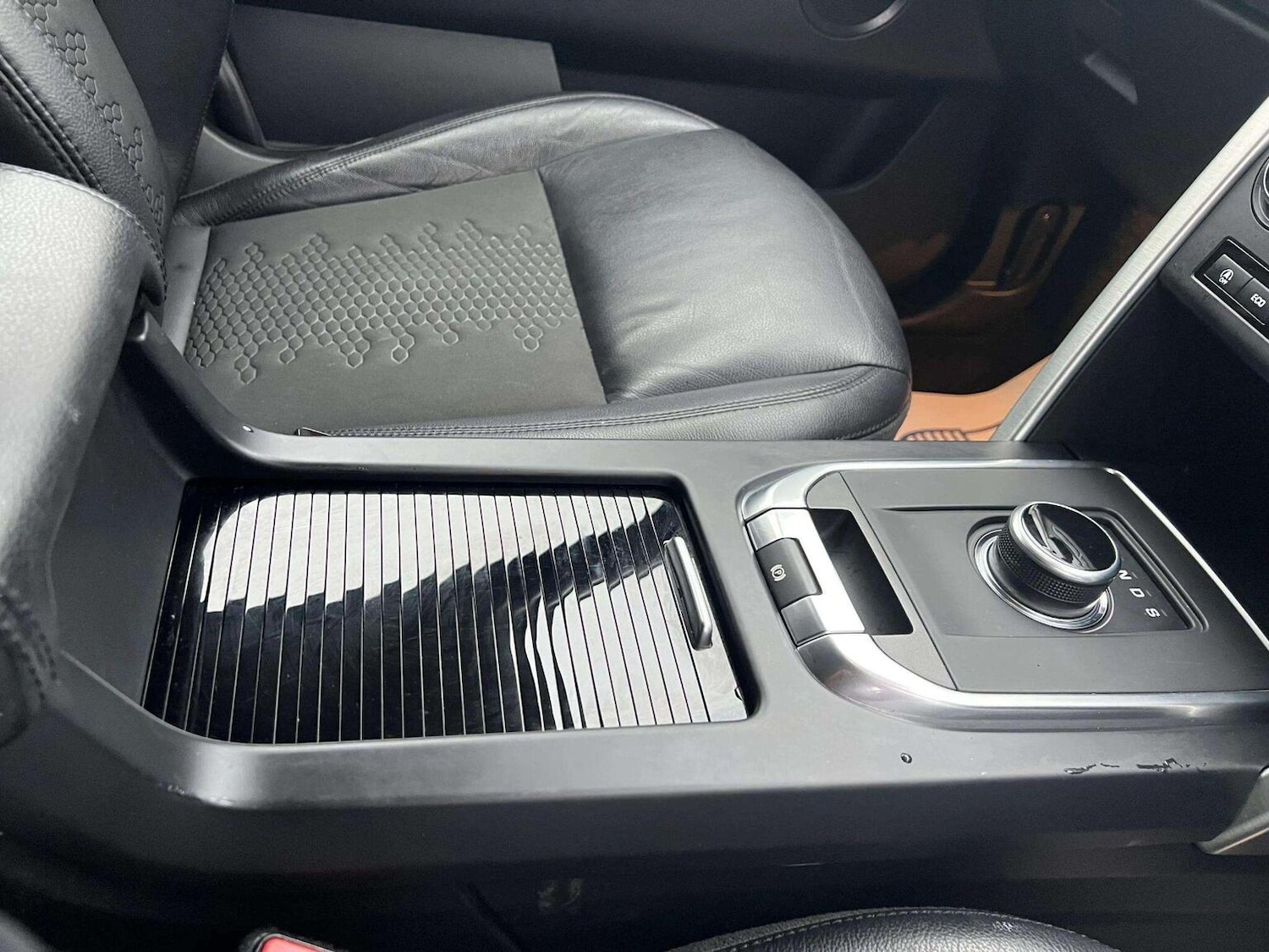 Used Land Rover Discovery Sport 2018 for sale - 76566631: Photo 34