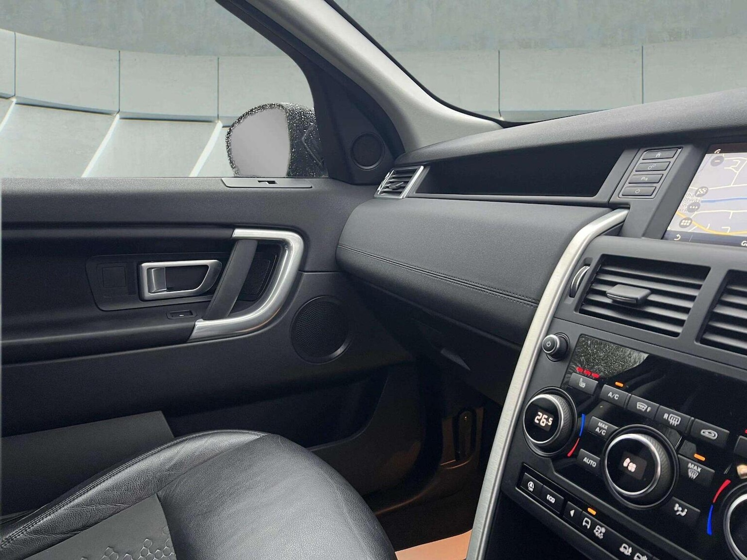 Used Land Rover Discovery Sport 2018 for sale - 76566631: Photo 35