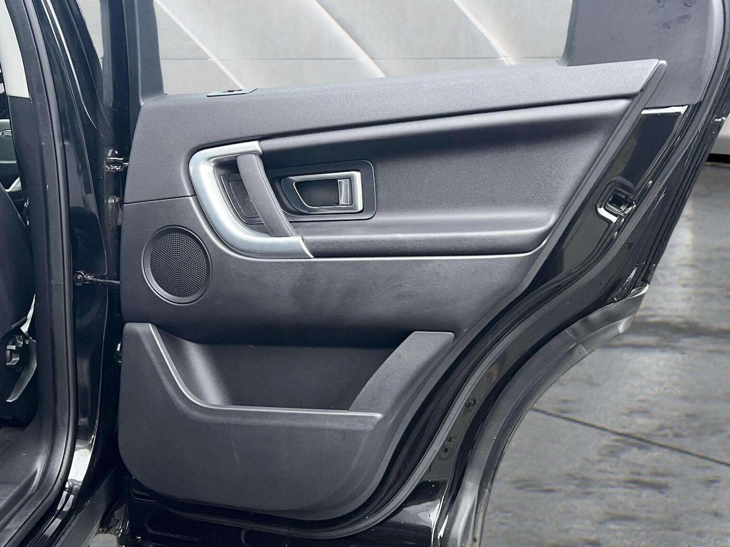 Used Land Rover Discovery Sport 2018 for sale - 76566631: Photo 42