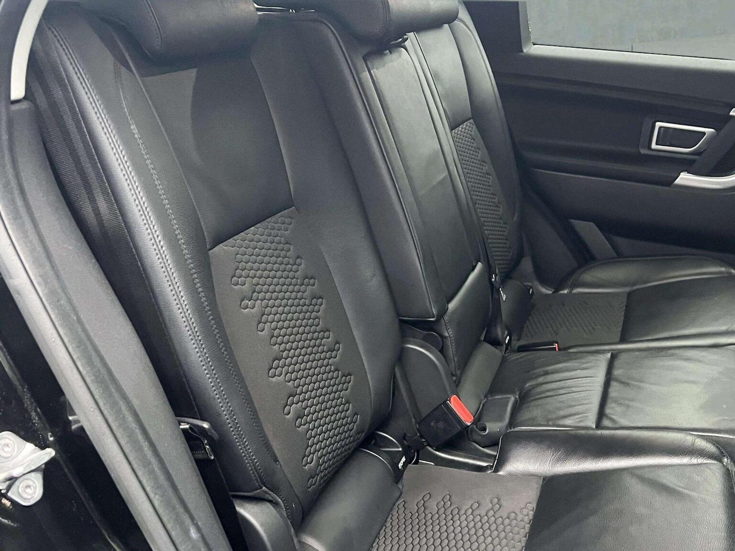 Used Land Rover Discovery Sport 2018 for sale - 76566631: Photo 46