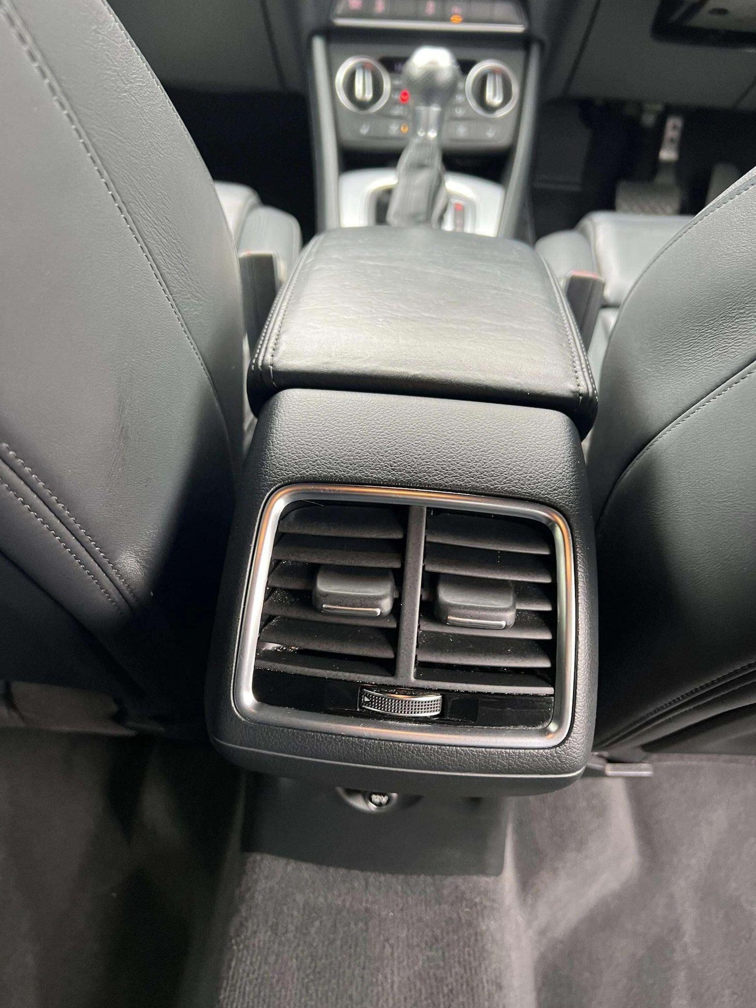 Used Audi Q3 2018 for sale - 76566642: Photo 23