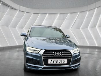 Used Audi Q3 2018 for sale - 76566642: Photo