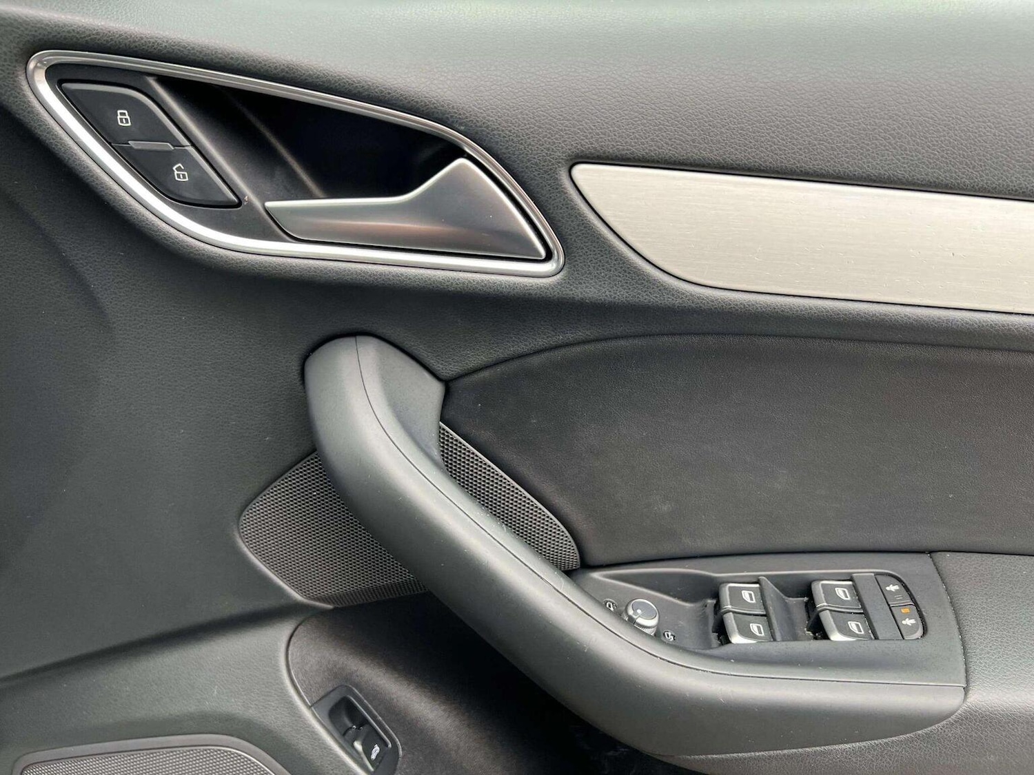 Used Audi Q3 2018 for sale - 76566642: Photo 41