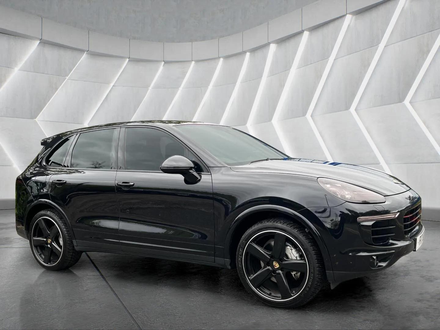 Used Porsche Cayenne for sale - 76598475: Photo 12