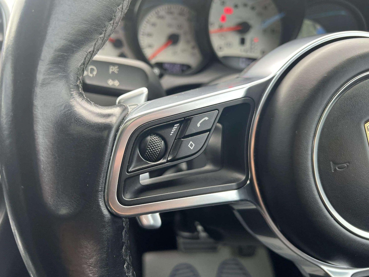 Used Porsche Cayenne for sale - 76598475: Photo 21