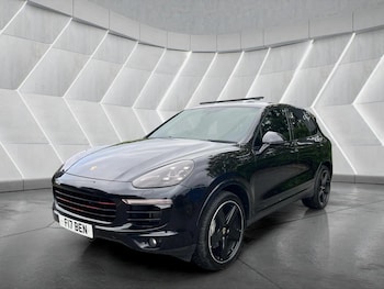 Used Porsche Cayenne 2017 for sale - 76598475: Photo