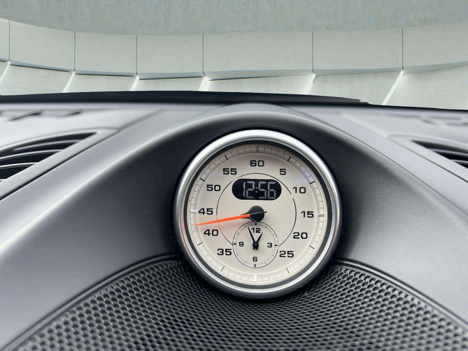 Used Porsche Cayenne for sale - 76598475: Photo 40