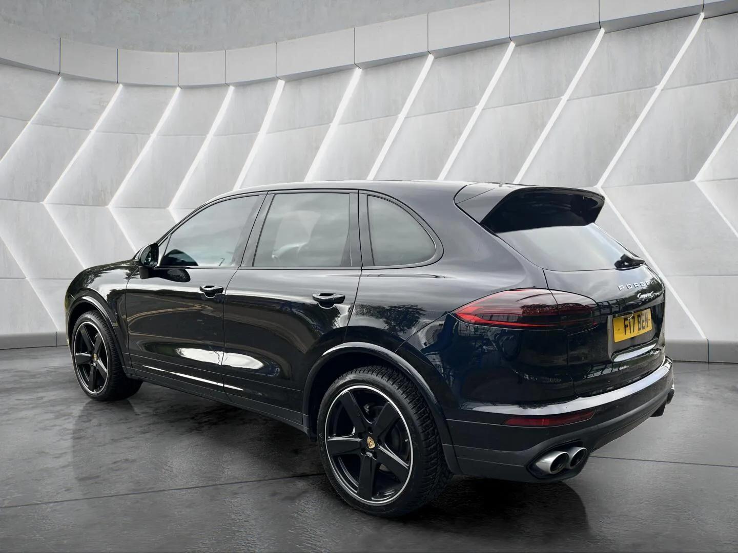 Used Porsche Cayenne for sale - 76598475: Photo 5