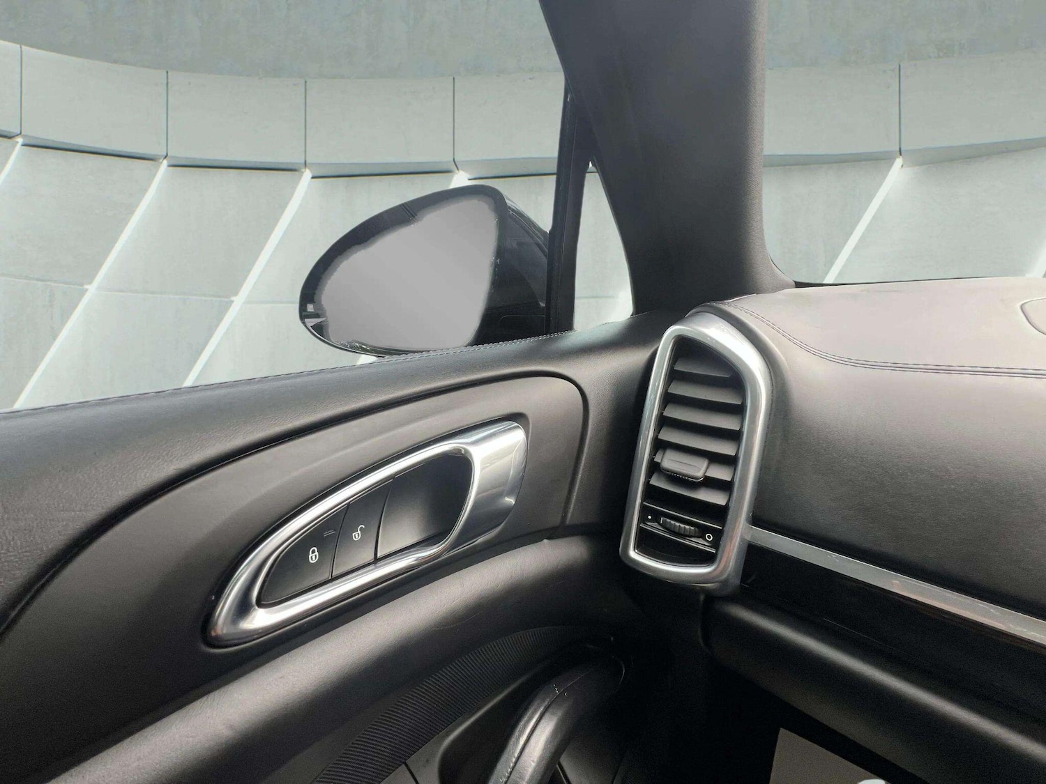 Used Porsche Cayenne for sale - 76598475: Photo 53