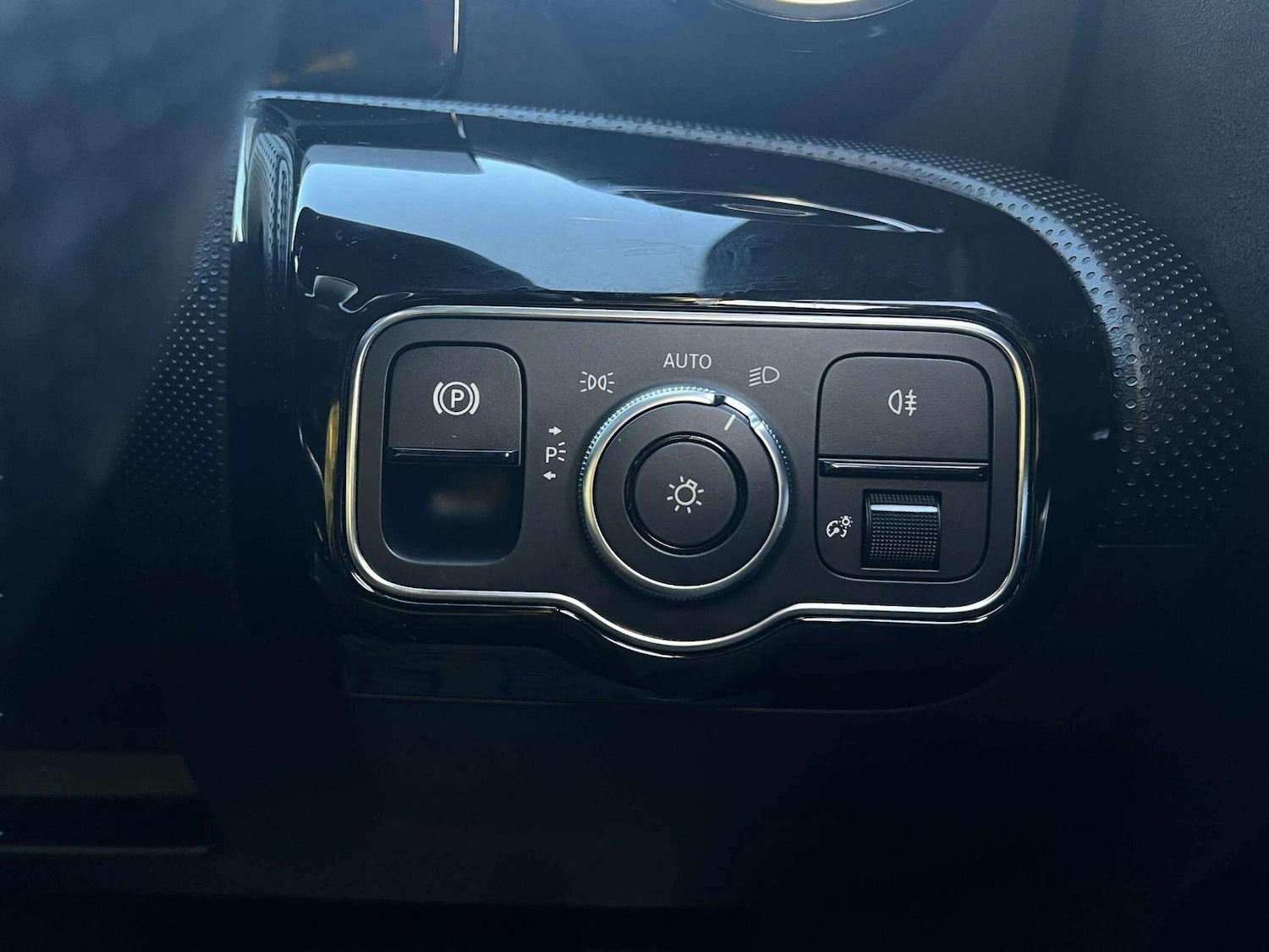 Used Mercedes-Benz A-Class 2018 for sale - 76598478: Photo 37