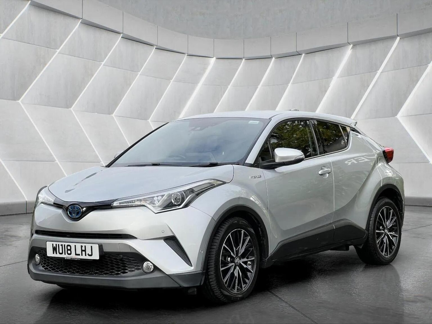 Used Toyota C-HR 2018 for sale - 76566623: Photo 13