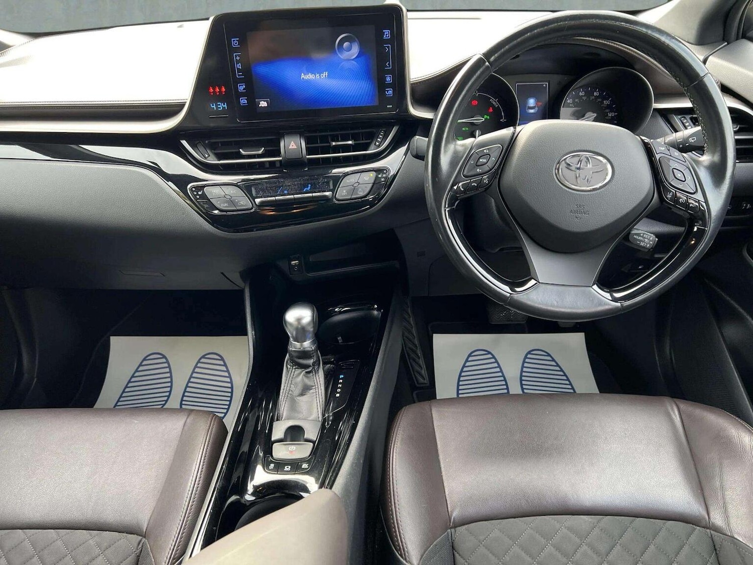 Used Toyota C-HR 2018 for sale - 76566623: Photo 32