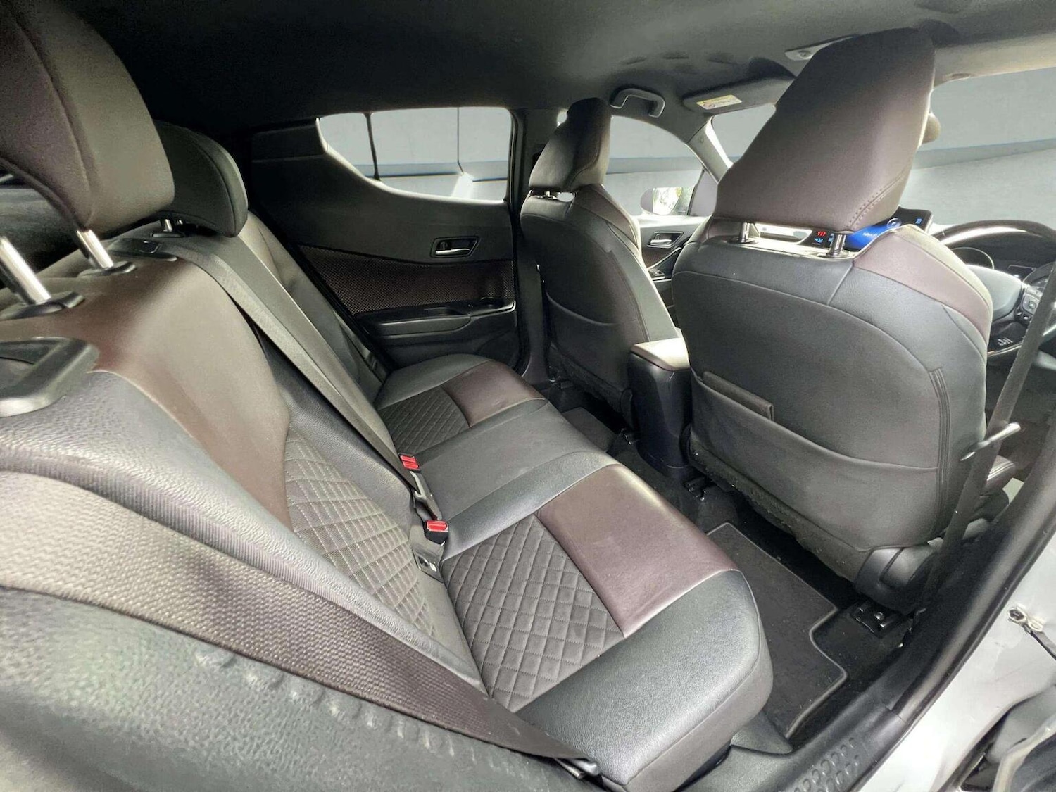 Used Toyota C-HR 2018 for sale - 76566623: Photo 37