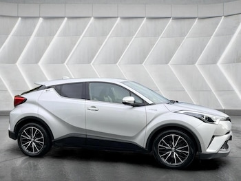 Used Toyota C-HR 2018 for sale - 76566623: Photo