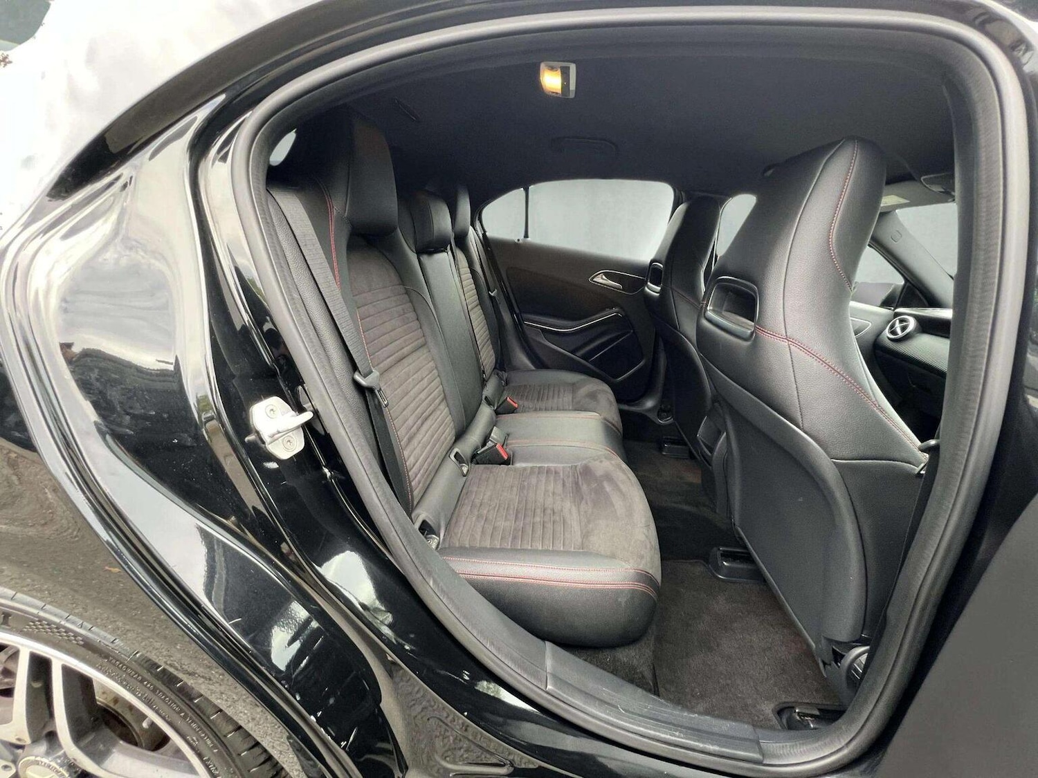 Used Mercedes-Benz A-Class 2015 for sale - 76566612: Photo 31