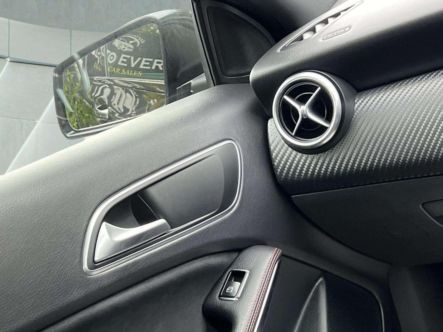 Used Mercedes-Benz A-Class 2015 for sale - 76566612: Photo 38