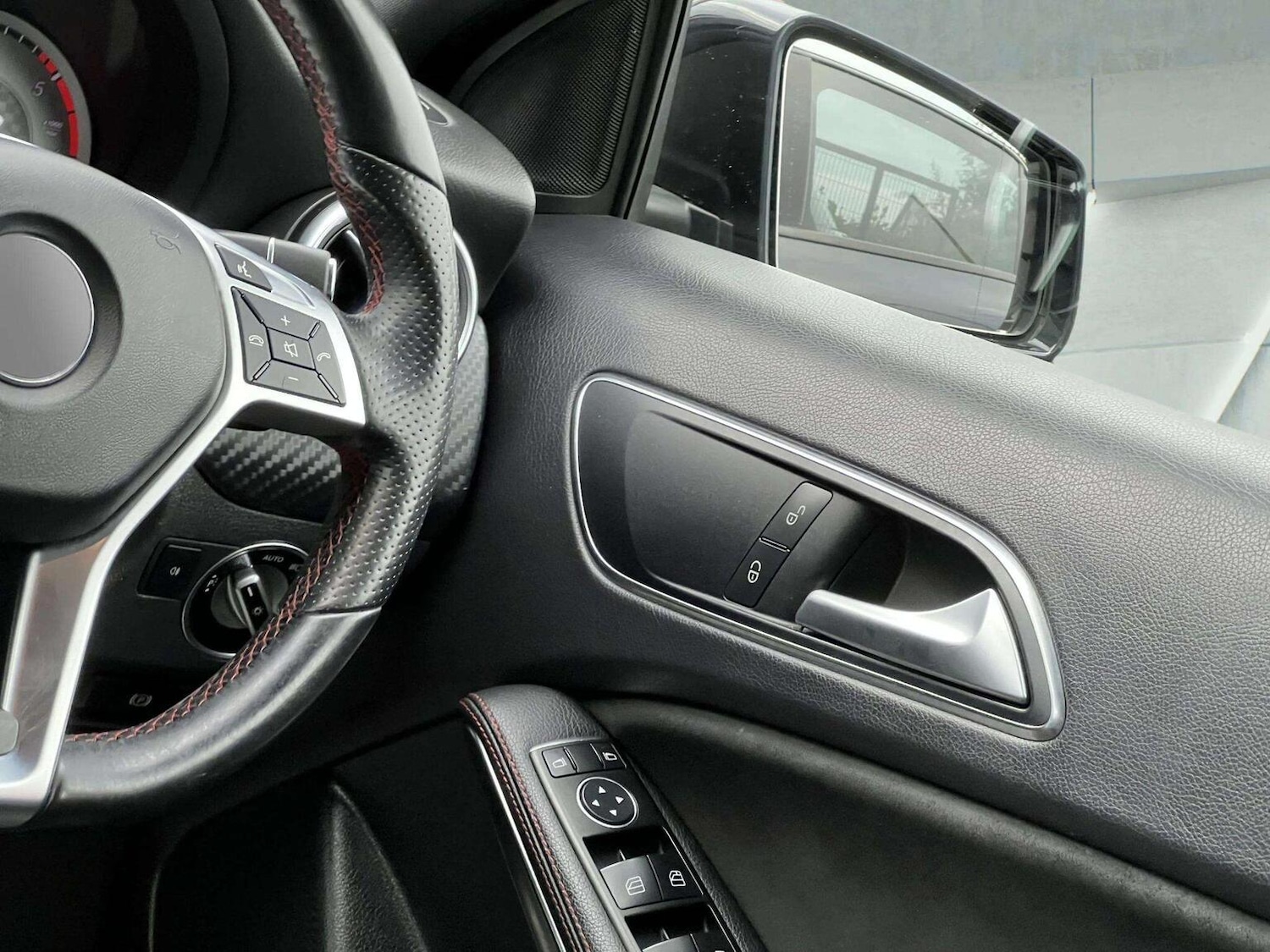 Used Mercedes-Benz A-Class 2015 for sale - 76566612: Photo 39