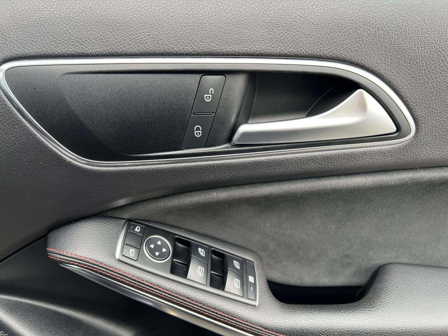 Used Mercedes-Benz A-Class 2015 for sale - 76566612: Photo 43