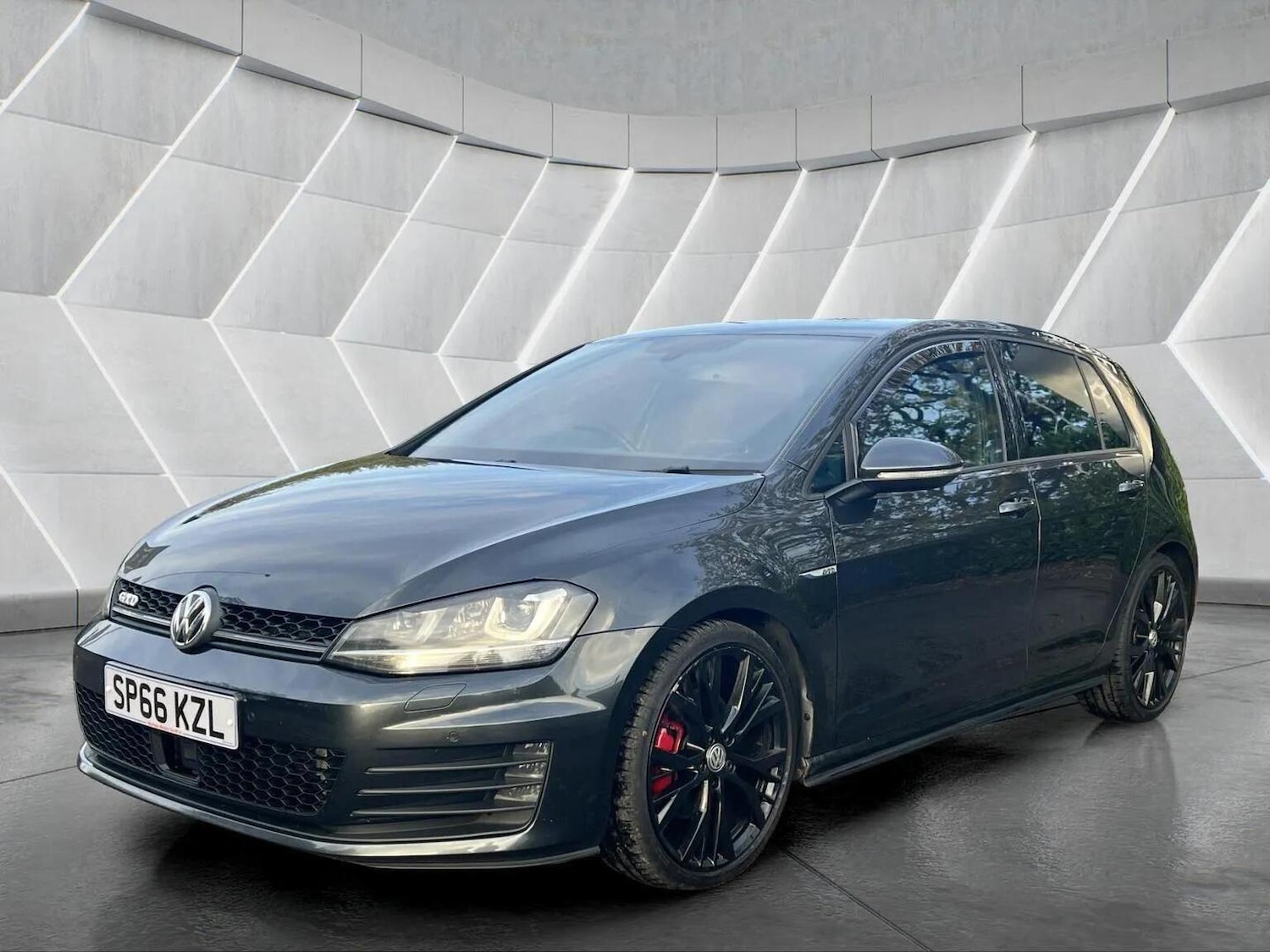 Used Volkswagen Golf 2016 for sale - 76566611: Photo 16