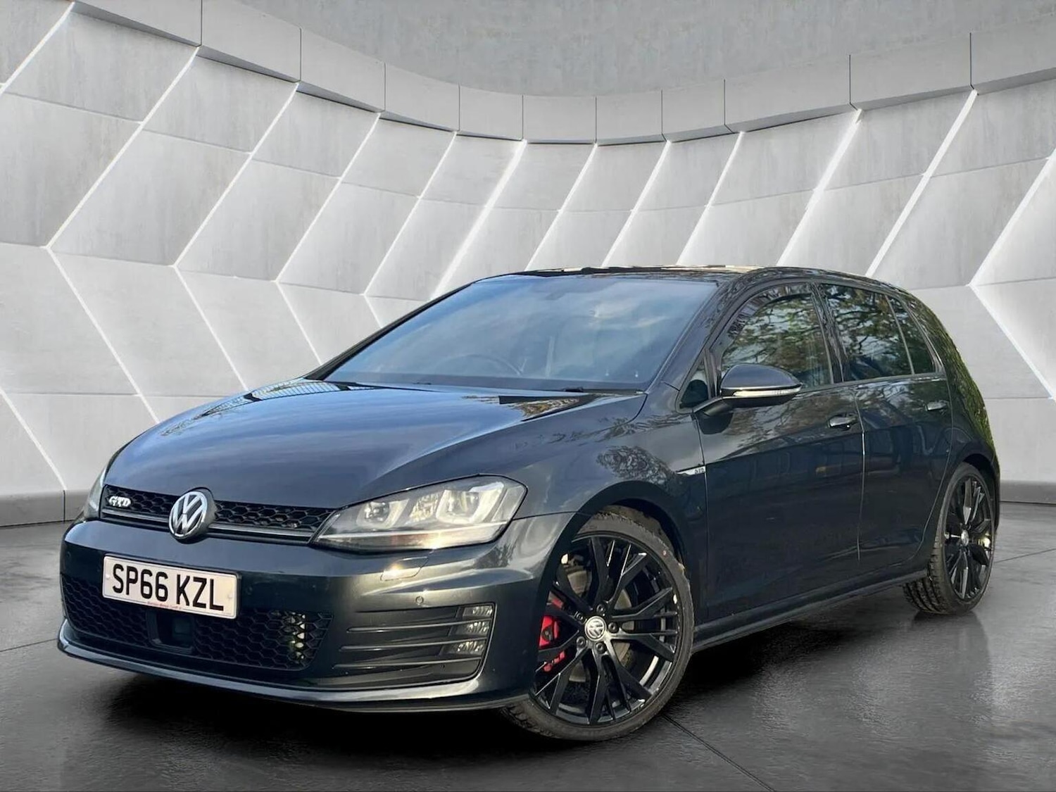 Used Volkswagen Golf 2016 for sale - 76566611: Photo 17