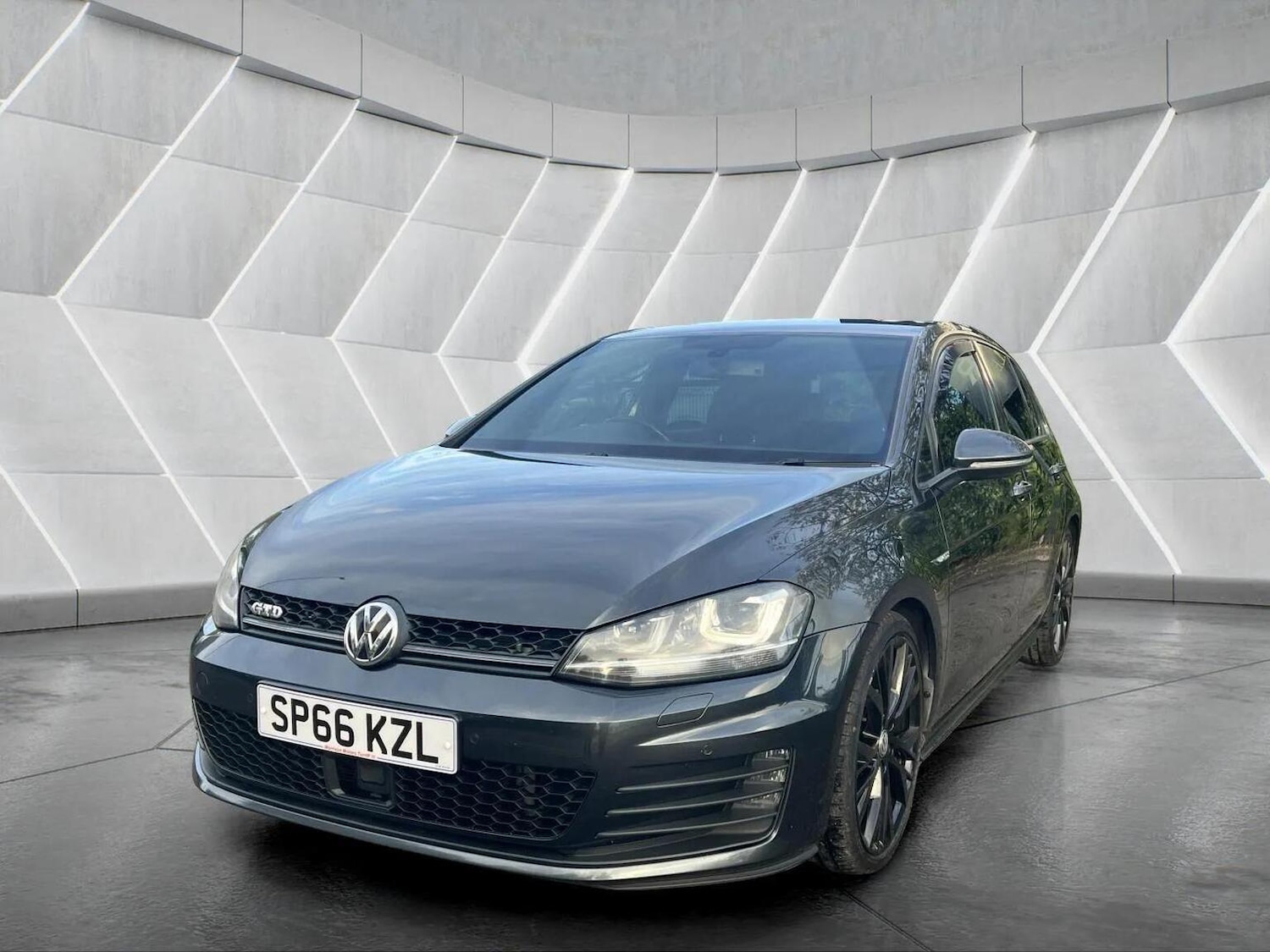 Used Volkswagen Golf 2016 for sale - 76566611: Photo 19