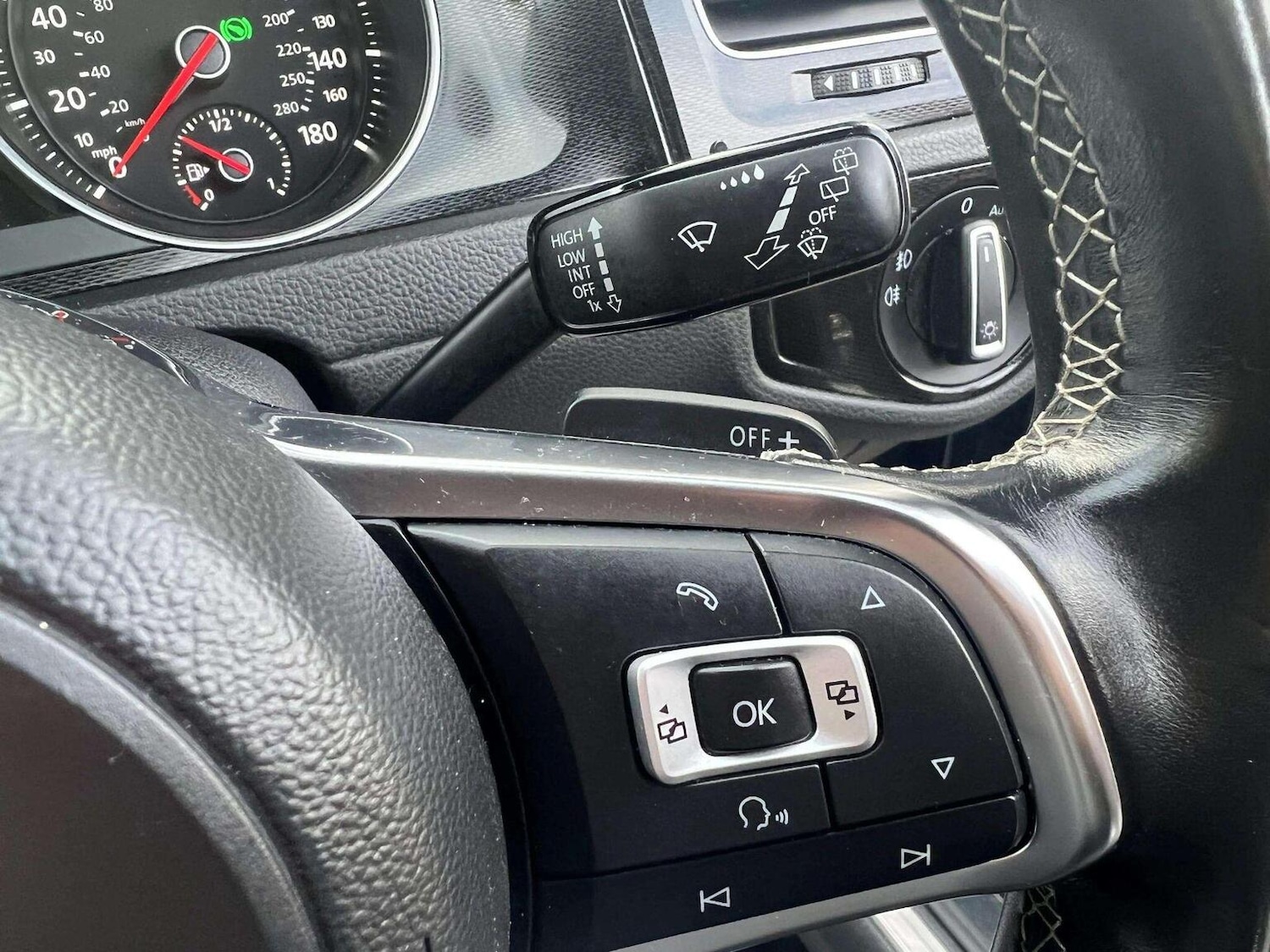 Used Volkswagen Golf 2016 for sale - 76566611: Photo 25