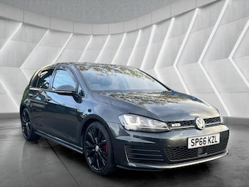 Used Volkswagen Golf 2016 for sale - 76566611: Photo