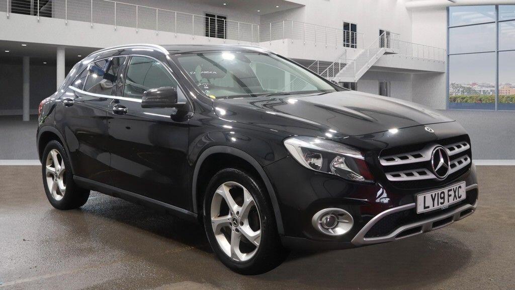 Used Mercedes-Benz GLA 2019 for sale - 76598455: Photo 1