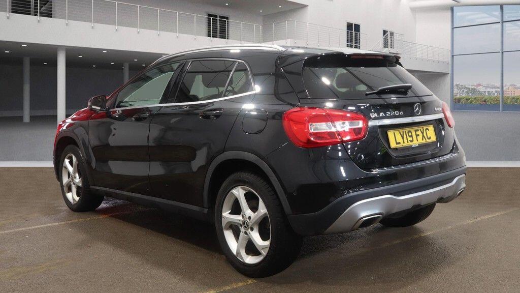 Used Mercedes-Benz GLA 2019 for sale - 76598455: Photo 3