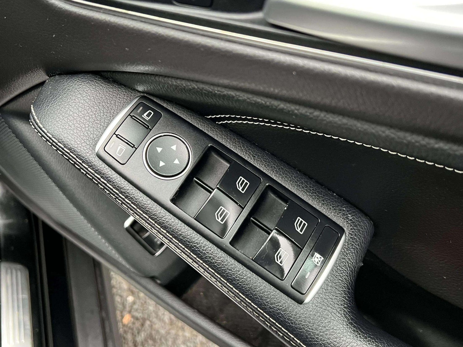 Used Mercedes-Benz GLA 2019 for sale - 76598455: Photo 38