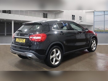 Used Mercedes-Benz GLA 2019 for sale - 76598455: Photo