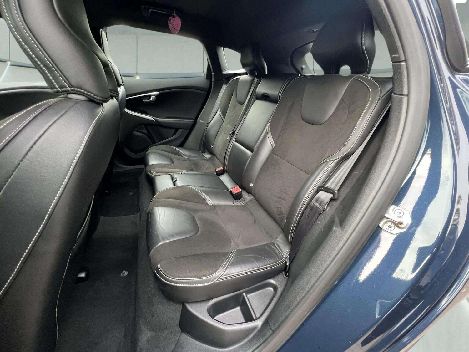 Used Volvo V40 2014 for sale - 76566633: Photo 36