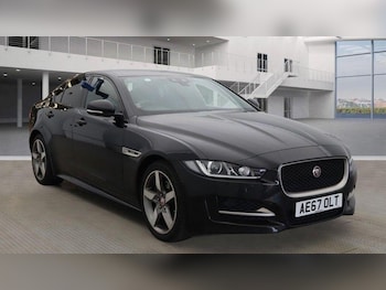 Used Jaguar XE 2017 for sale - 75632913: Photo