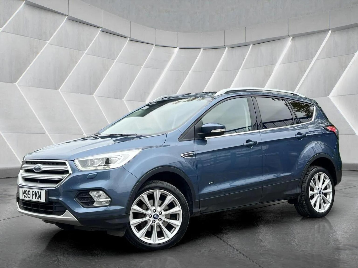 Used Ford Kuga 2019 for sale - 76566647: Photo 1