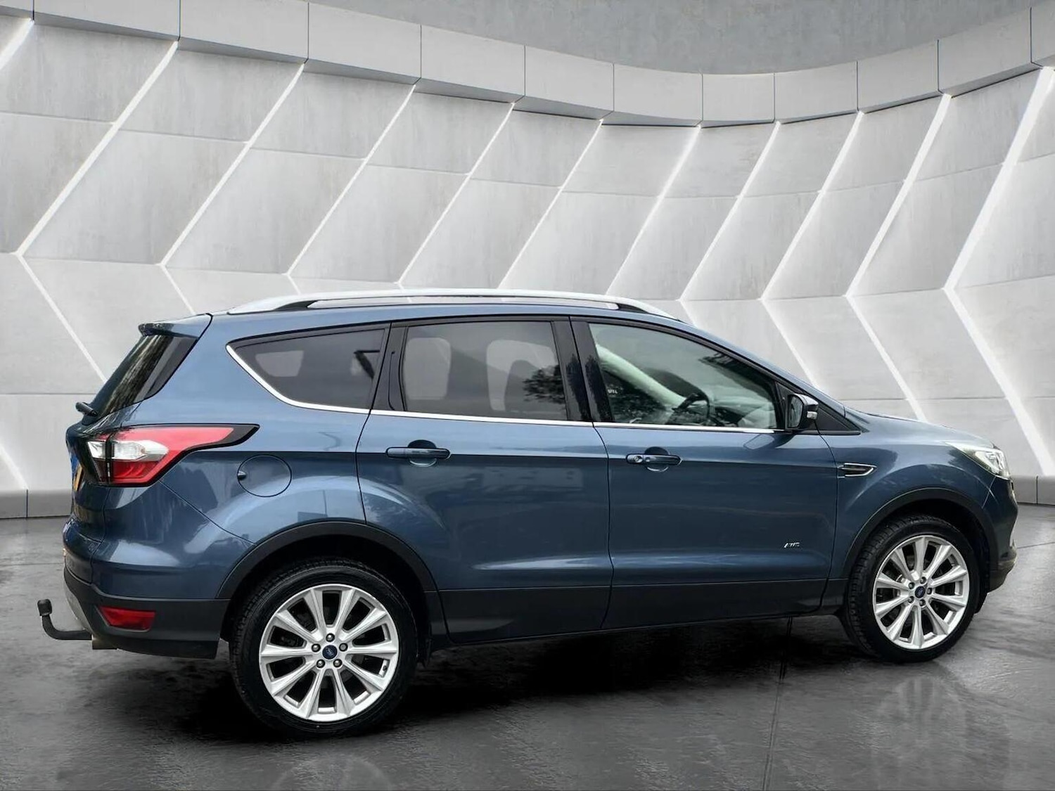 Used Ford Kuga 2019 for sale - 76566647: Photo 5