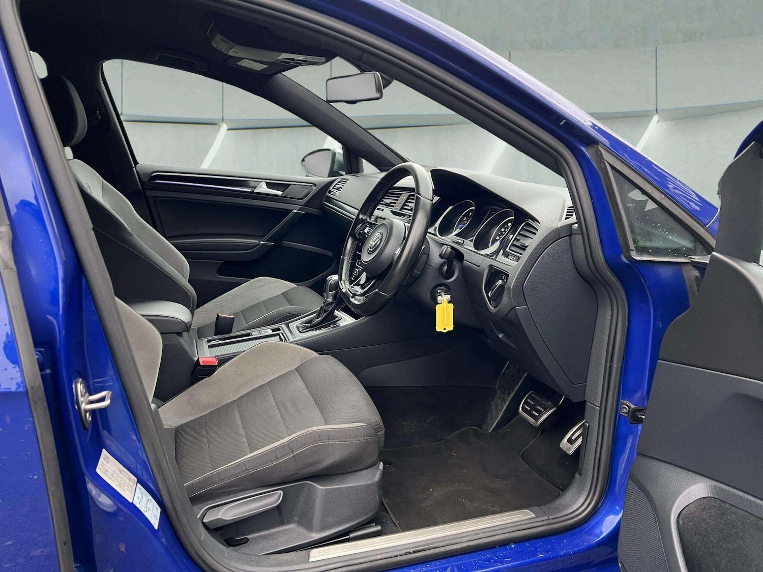 Used Volkswagen Golf 2016 for sale - 76598480: Photo 23