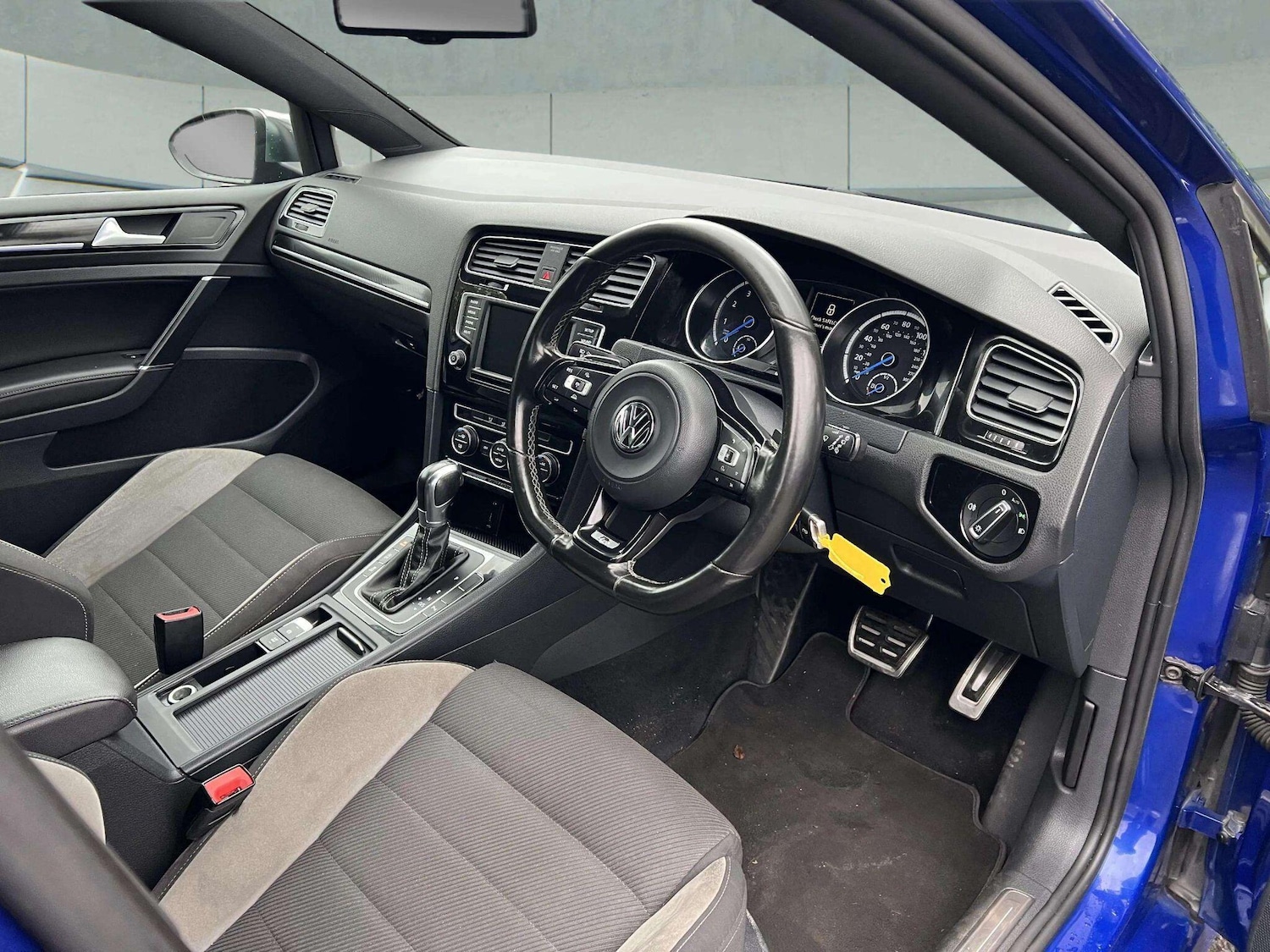 Used Volkswagen Golf 2016 for sale - 76598480: Photo 27