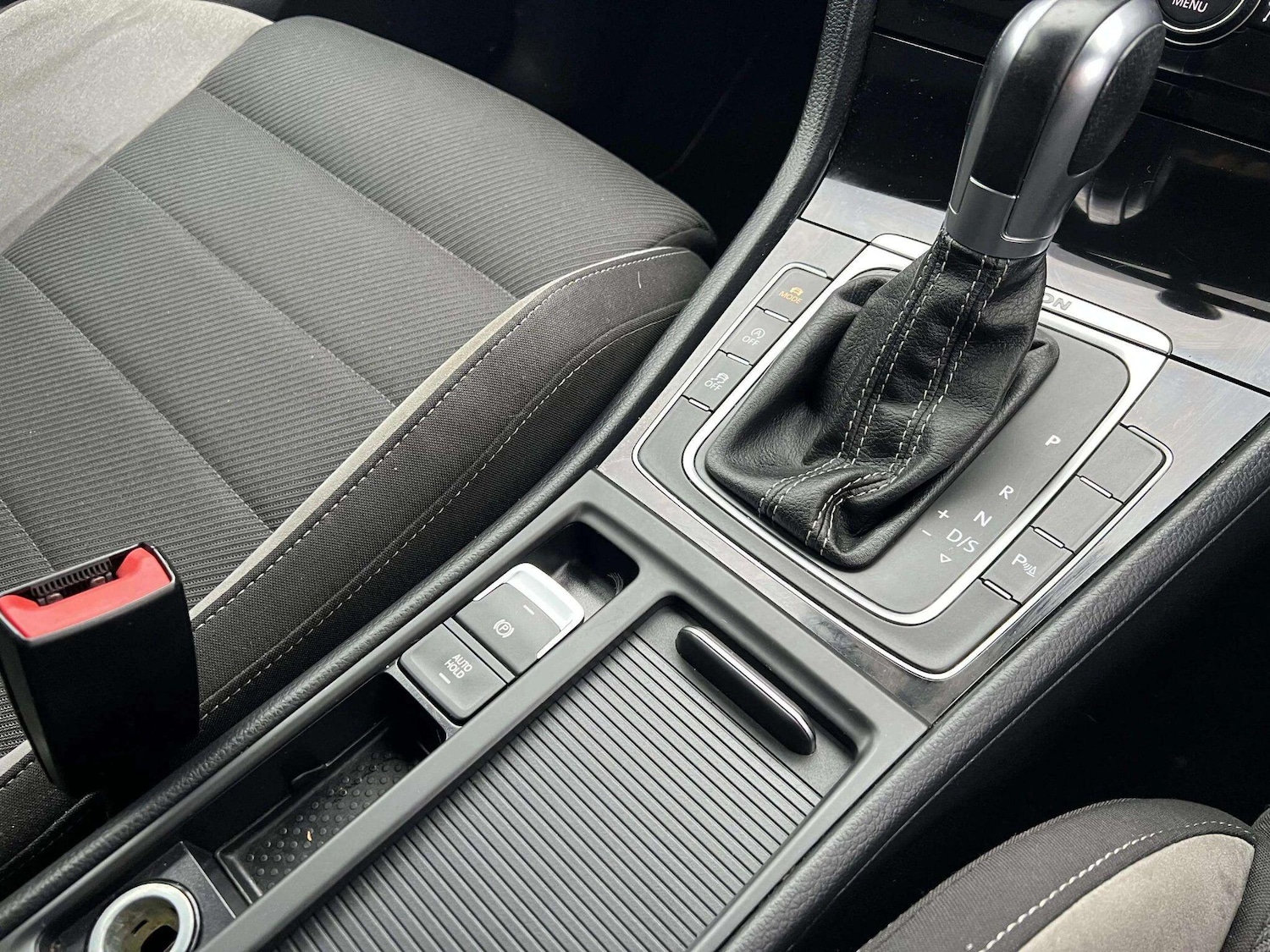 Used Volkswagen Golf 2016 for sale - 76598480: Photo 39