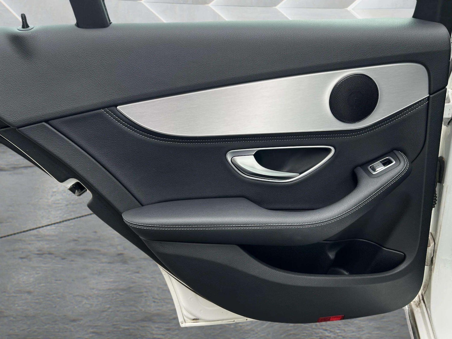 Used Mercedes-Benz C Class 2015 for sale - 76598484: Photo 32