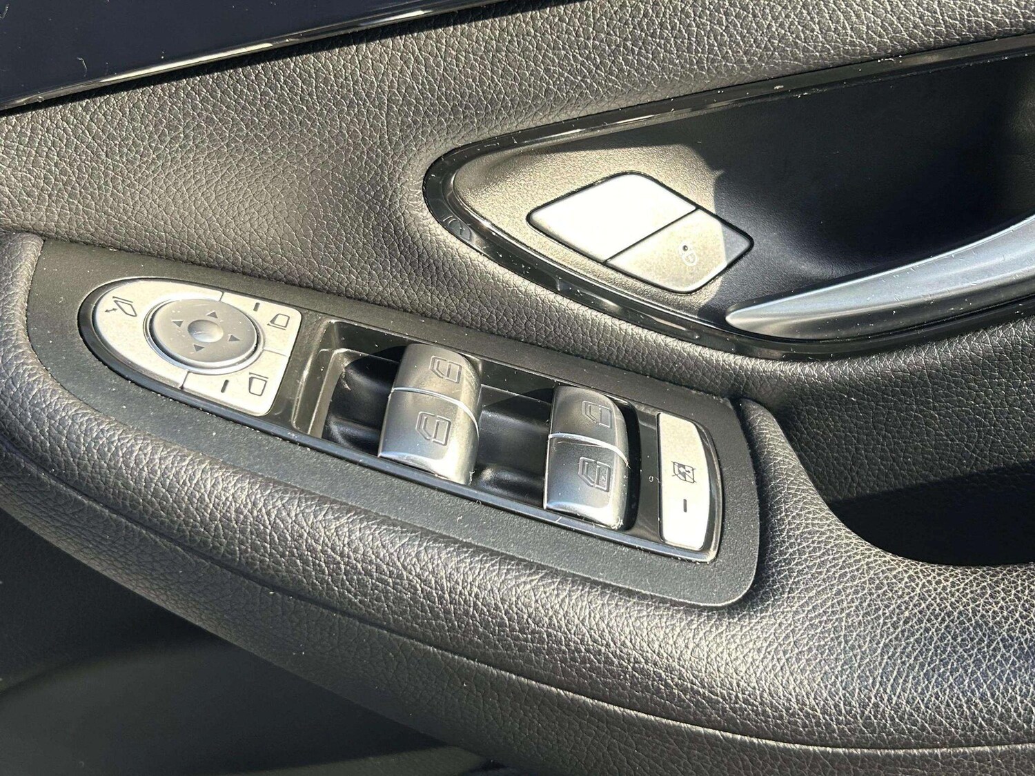 Used Mercedes-Benz C Class 2019 for sale - 76728158: Photo 18