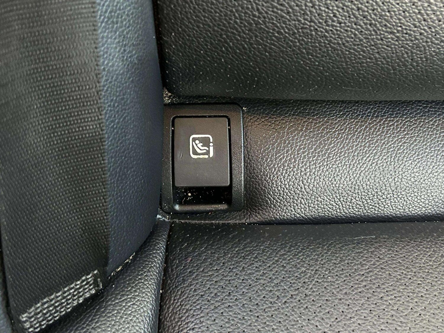 Used Mercedes-Benz C Class 2019 for sale - 76728158: Photo 38