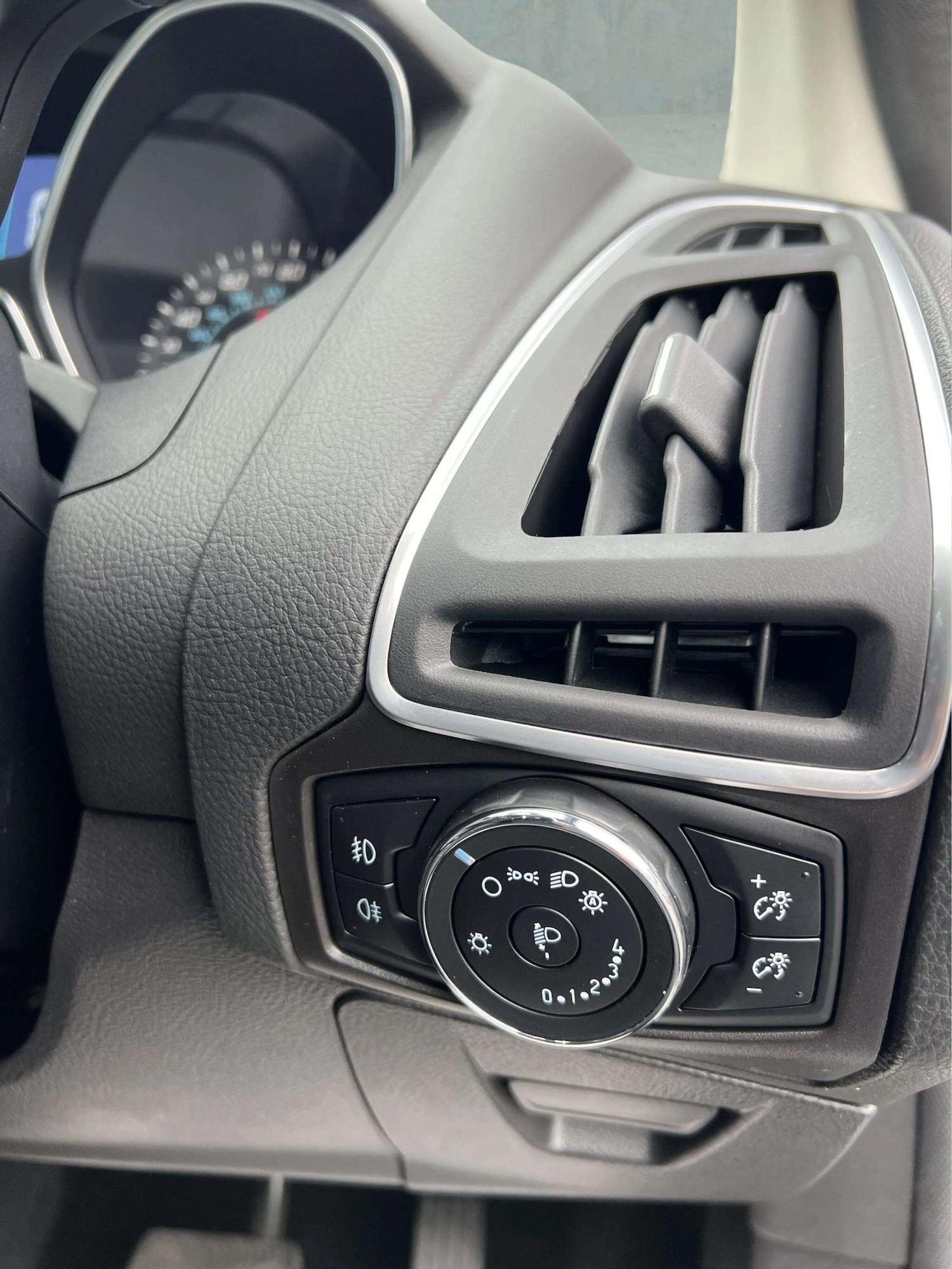 Used Ford Focus 2014 for sale - 76598483: Photo 43