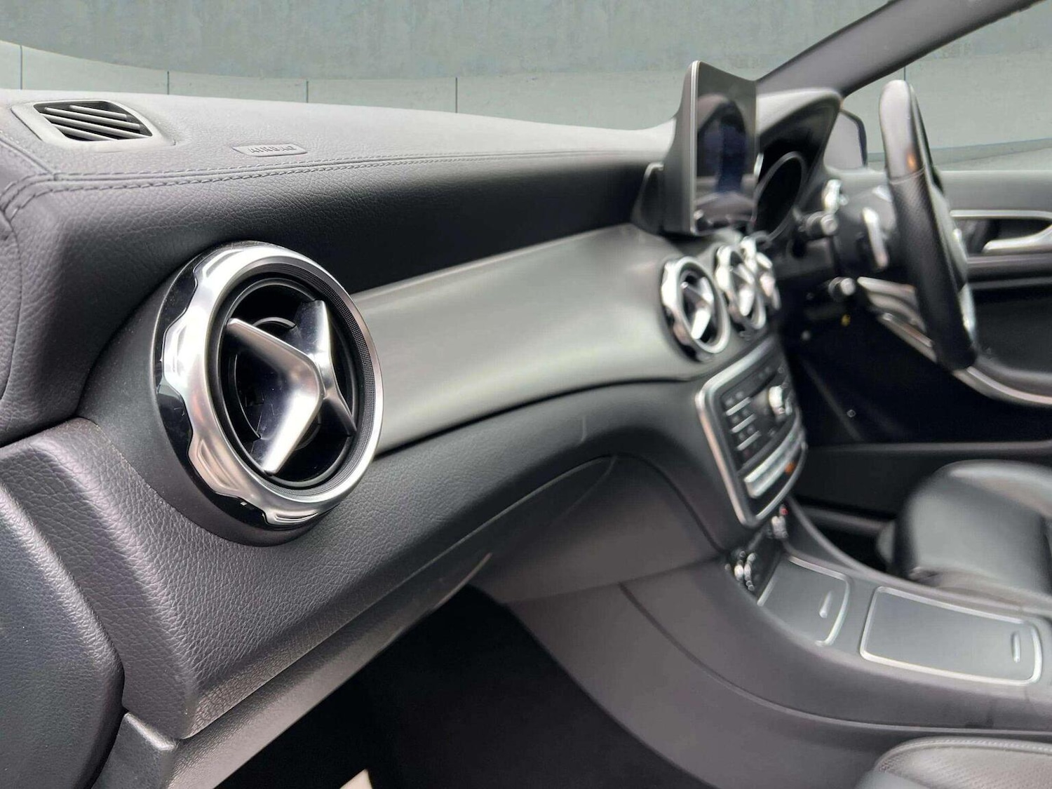 Used Mercedes-Benz GLA 2018 for sale - 76566627: Photo 28