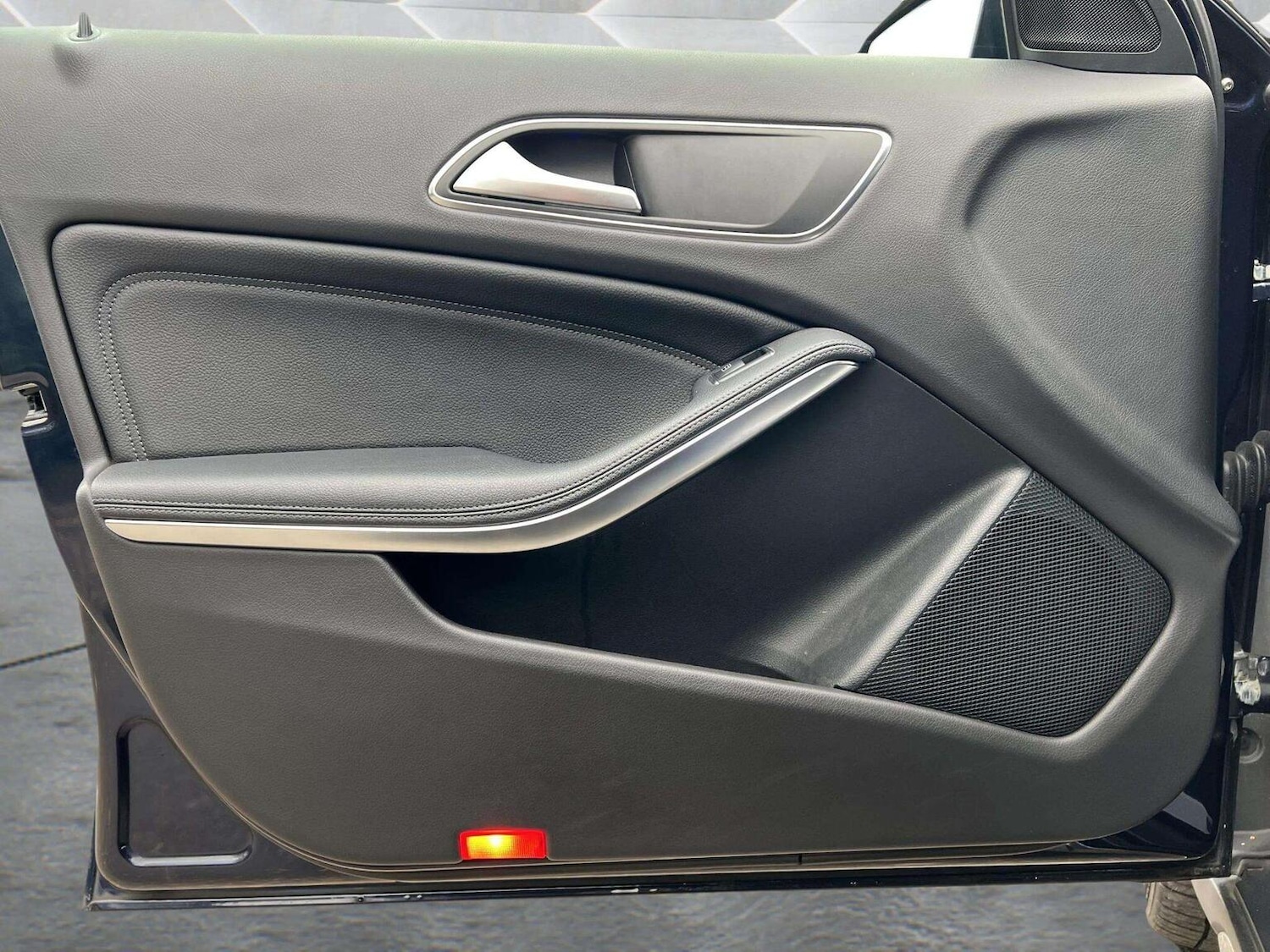 Used Mercedes-Benz GLA 2018 for sale - 76566627: Photo 45