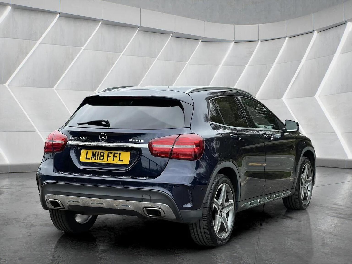 Used Mercedes-Benz GLA 2018 for sale - 76566627: Photo 6